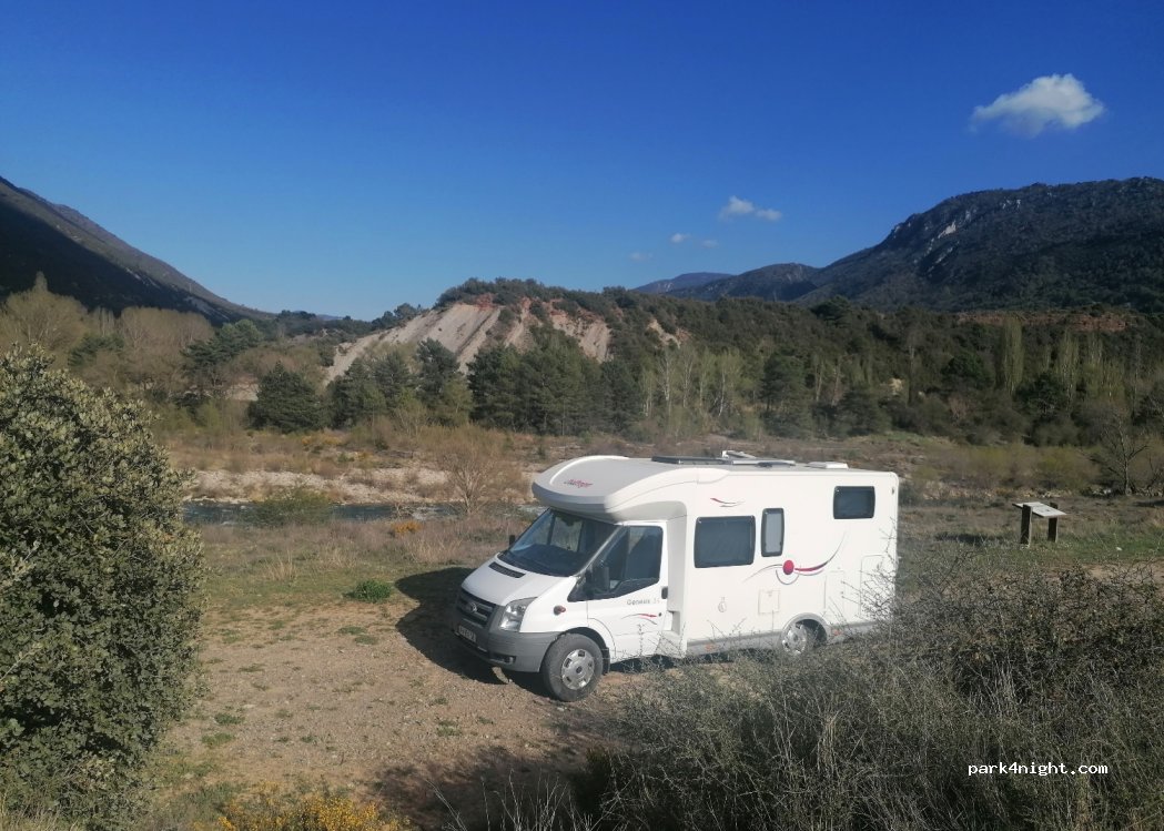 (22820) La Peña Estación - Carretera Jaca - Santa María de la Peña — foto 2