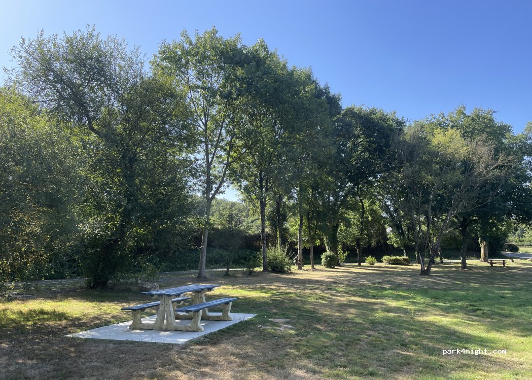 (44110) Saint-Aubin-des-Châteaux - 23 Rue de Châteaubriant — foto 5