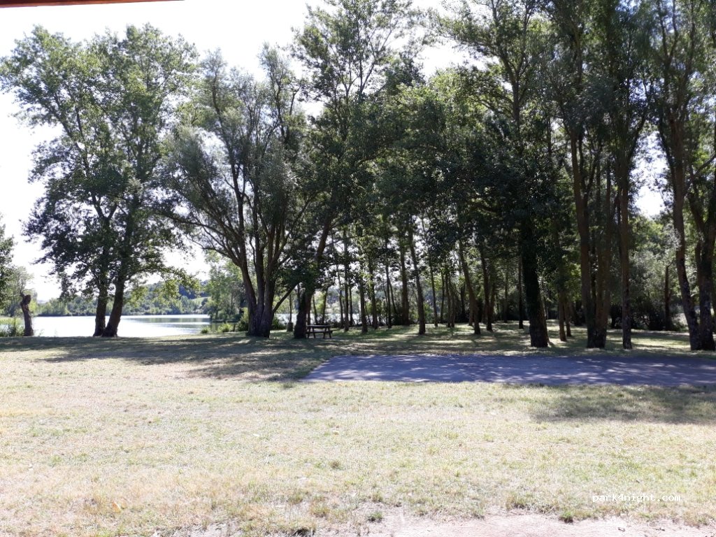 (11240) Escueillens-et-Saint-Just-de-Bélengard - D463 — foto