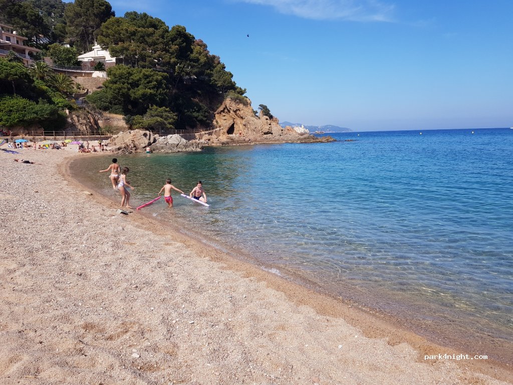 (17300) Blanes - 9 Passeig Bitácora — foto