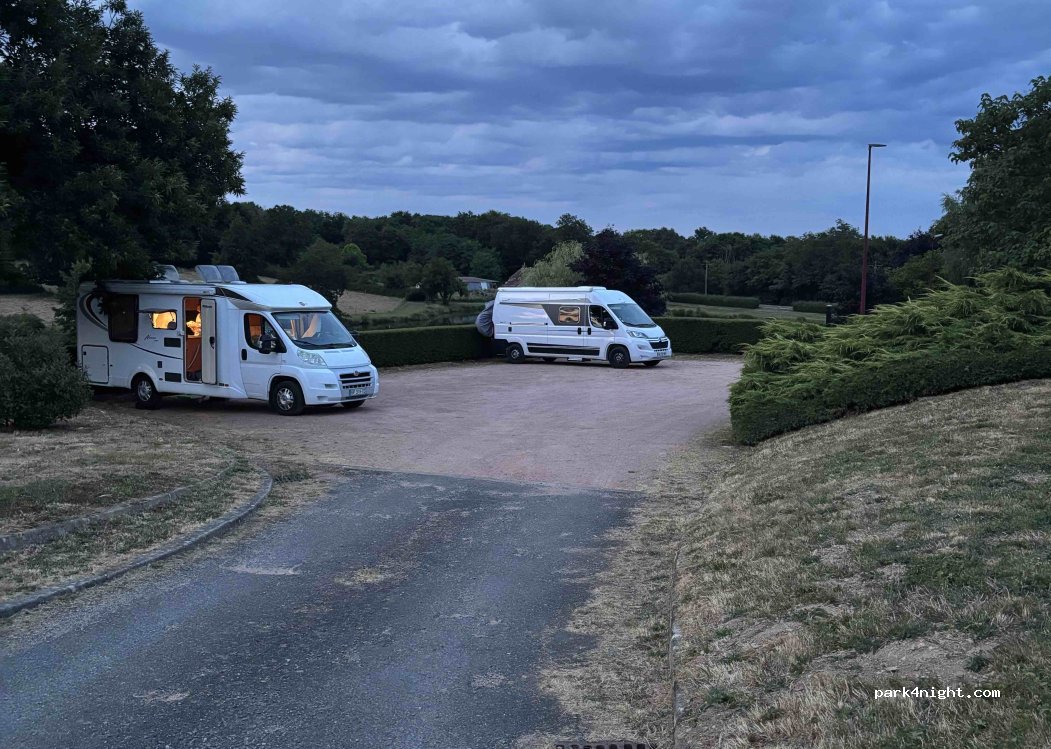 (03370) Courçais - Le Bourg — foto 5