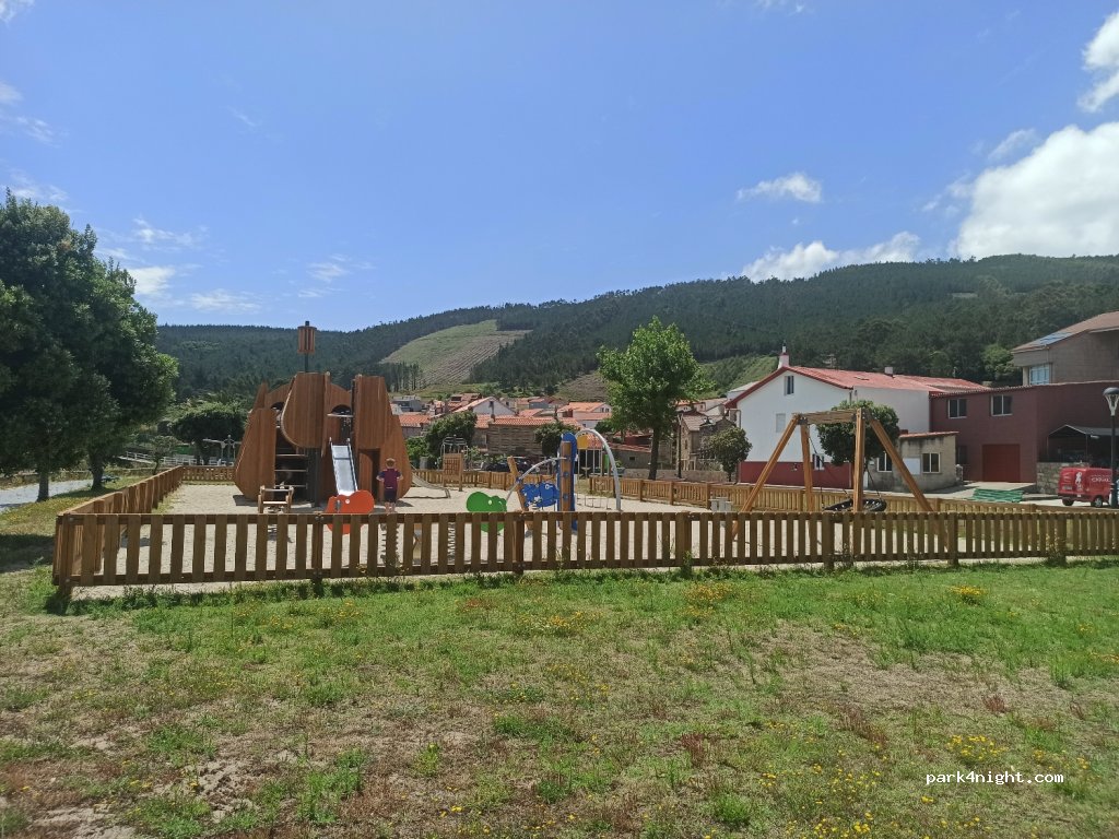 (15153) Fisterra - Rúa Praia — foto 3