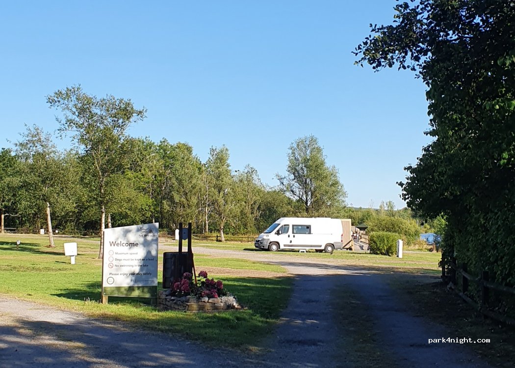 Camping in Parc Bryn Bach — foto