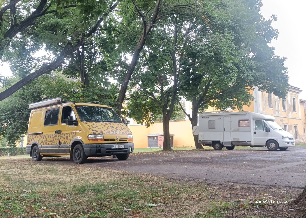 (3200) Gyöngyös - 9 Huszár utca — foto 2