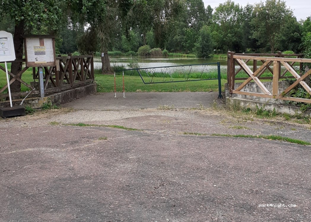 (37120) Champigny-sur-Veude - 14 Rue de la Bonne Dame — foto