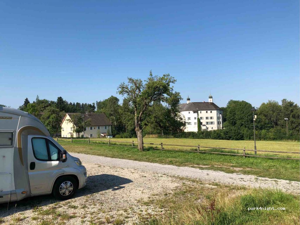 (83123) Amerang - 2 Schloßplatz — foto 2
