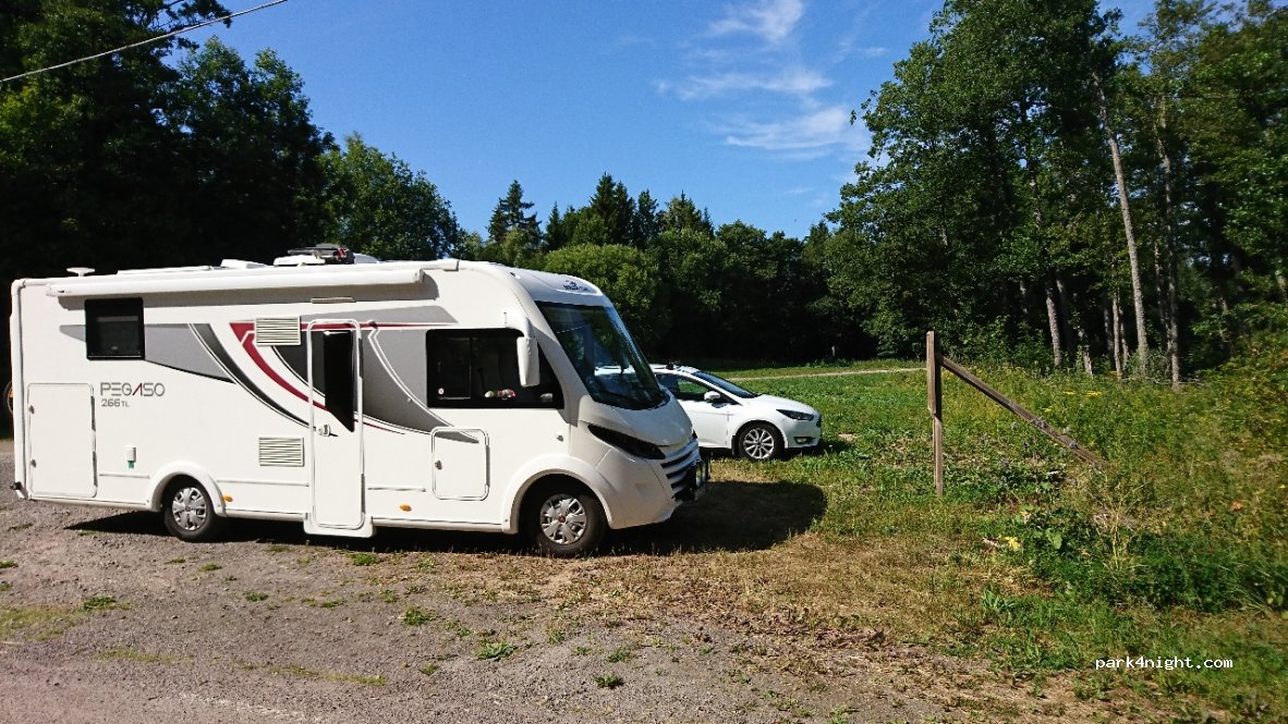 (814 93) Skutskär - Gårdskärsvägen — foto 2