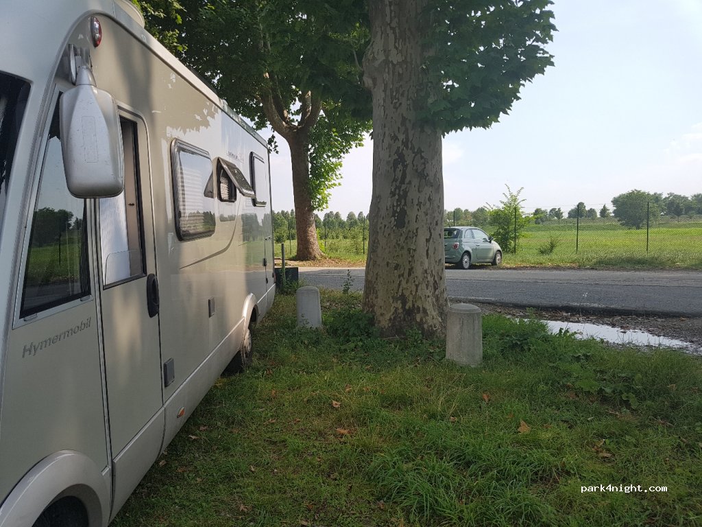 (10078) Venaria Reale - 200 Viale Carlo Emanuele II — foto