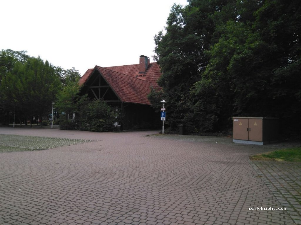 Wohnmobilstellplatz Neustadt bei Coburg — foto