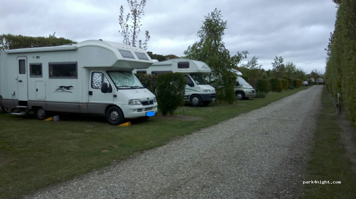 Camping **** Le Champ Neuf — foto