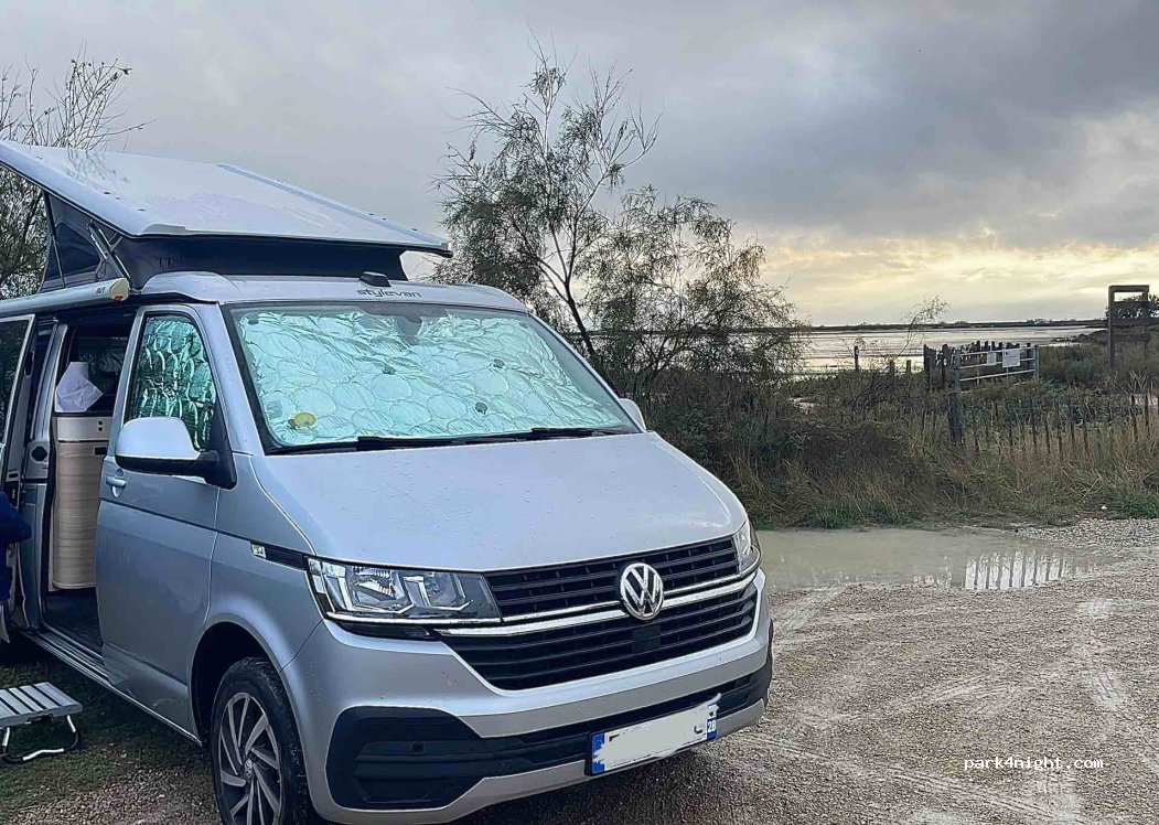 (13129) Arles - Route du Fangassier — foto 4