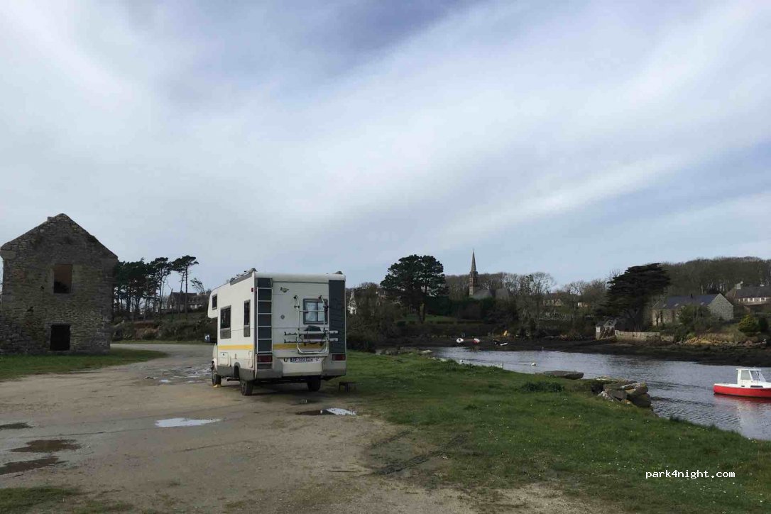 (29840) Lanildut - 2-6 Route de l'Aber Ildut — foto