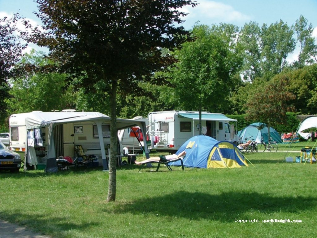 Camping de La Tour de France ** — foto 2