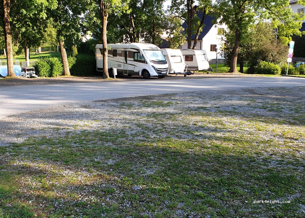 (3943) Schrems - 34 Gazeile — foto