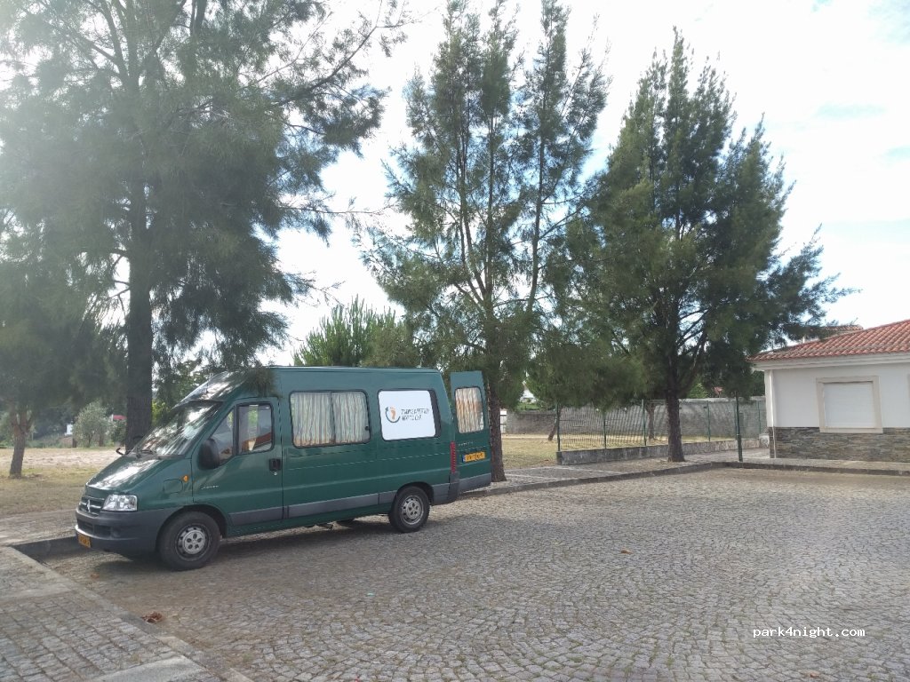 (3305) Coja - Rua Doutor Egas Fafes — foto 2