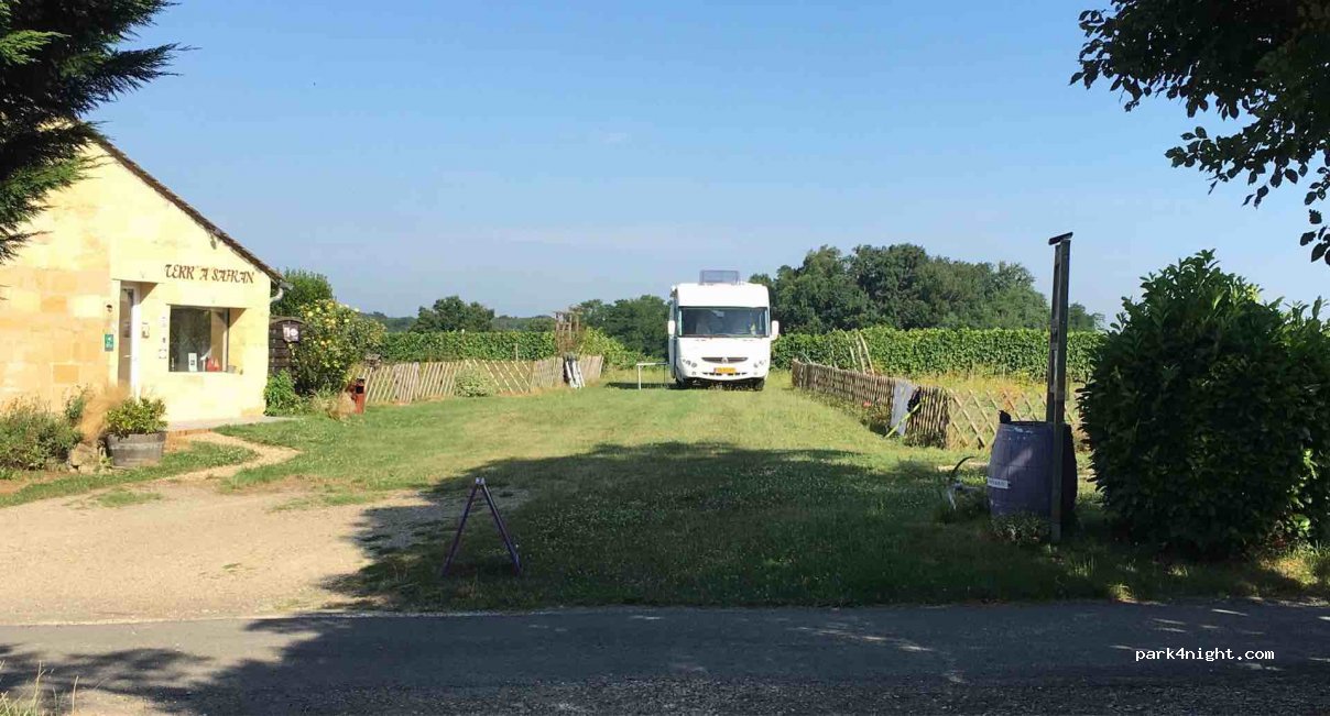 Une nuit au calme entre vigne et safran — foto 2