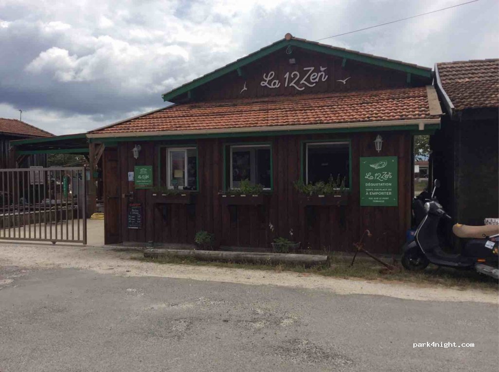 (33260) La Teste-de-Buch - 31 Avenue des Pêcheurs — foto
