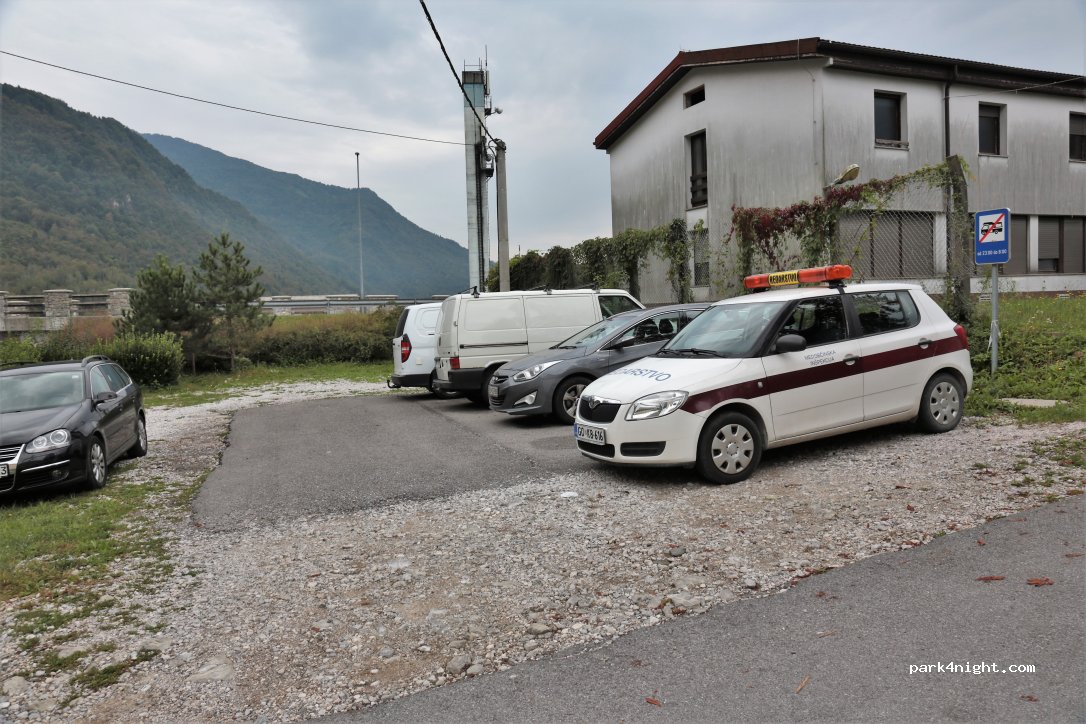 (5222) Kobarid - 26 Gregorčičeva ulica — foto