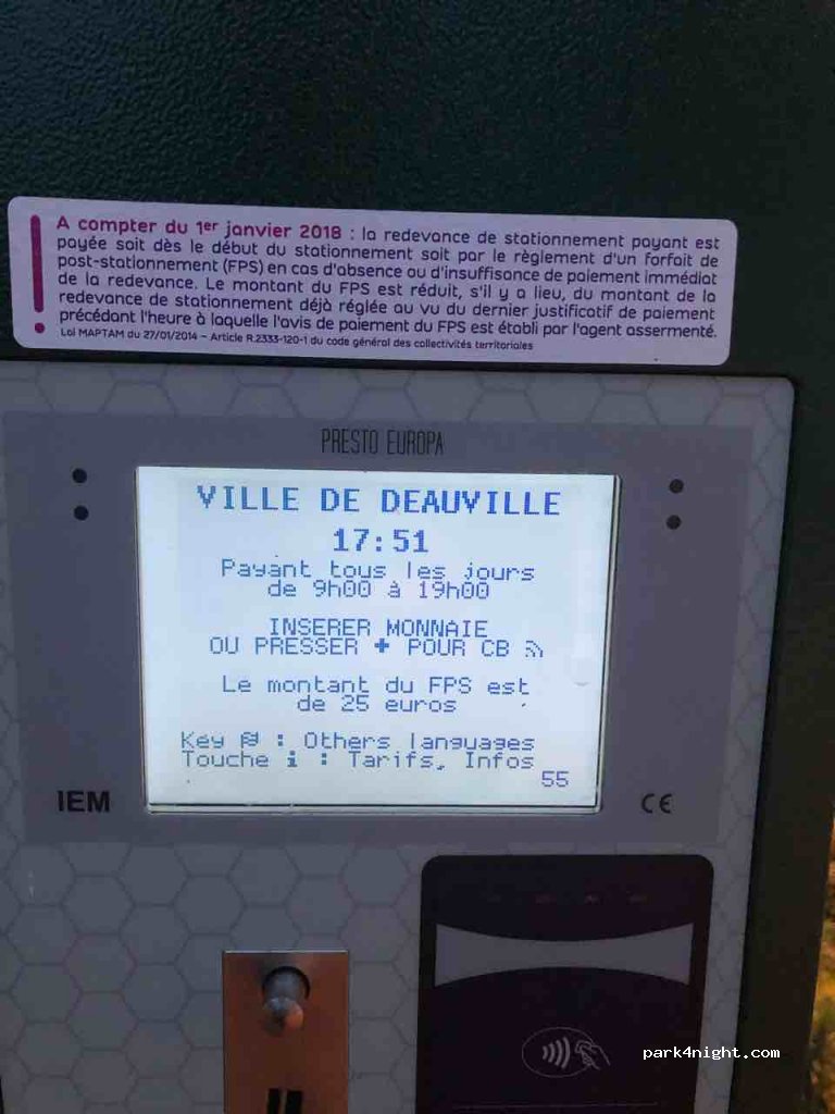 (14800) Deauville - 26 Quai de la Touques — foto 2