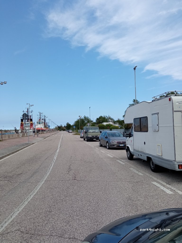 (48122) Ravenna - Via D'Alaggio — foto 2