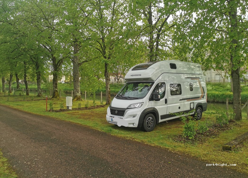 Camping Municipal de Dun Sur Auron — foto 5