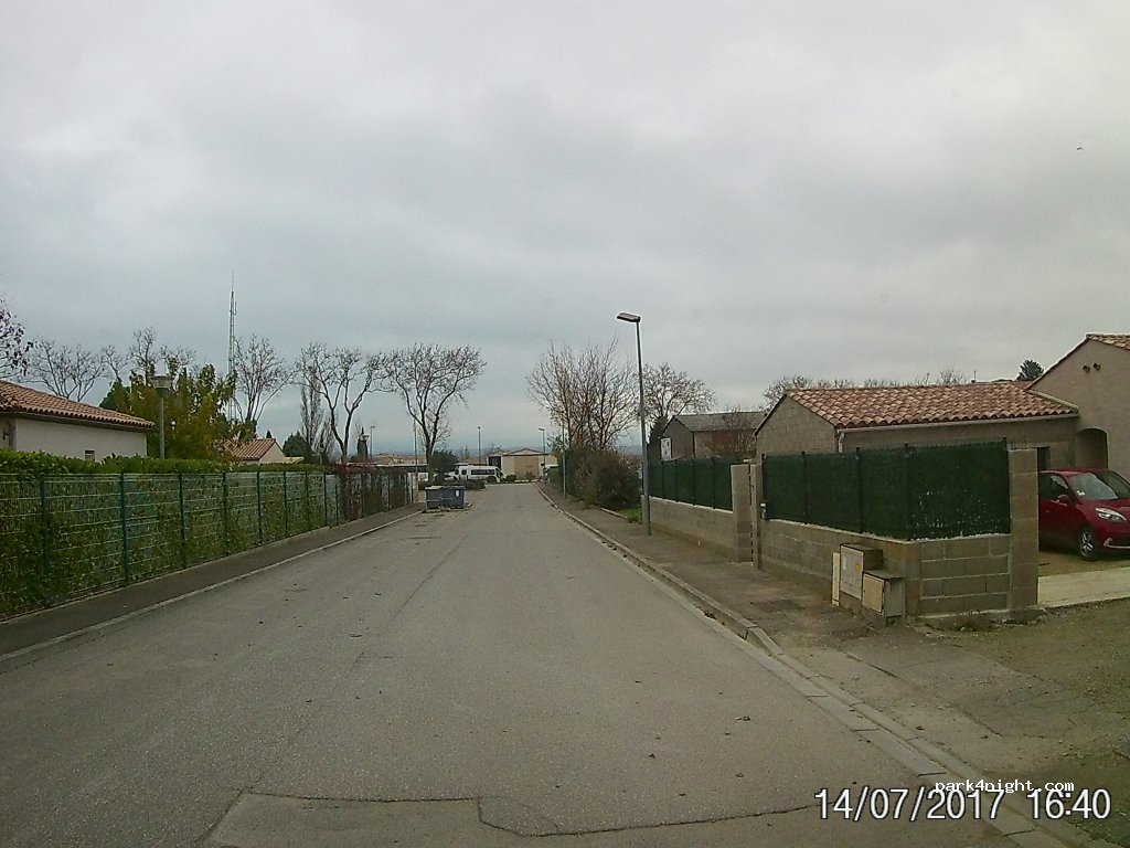 (11170) Alzonne - 1 Rue du 19 Mars 1962 — foto 3
