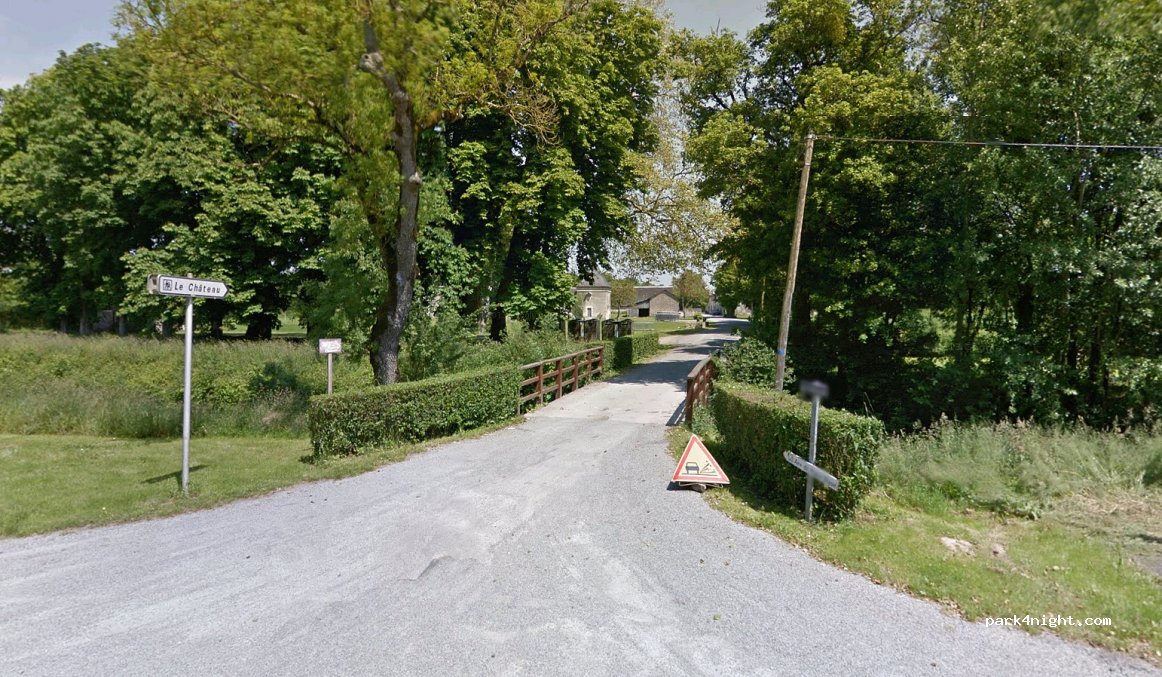 (44390) Saffré - 10-22 Avenue du Château — foto
