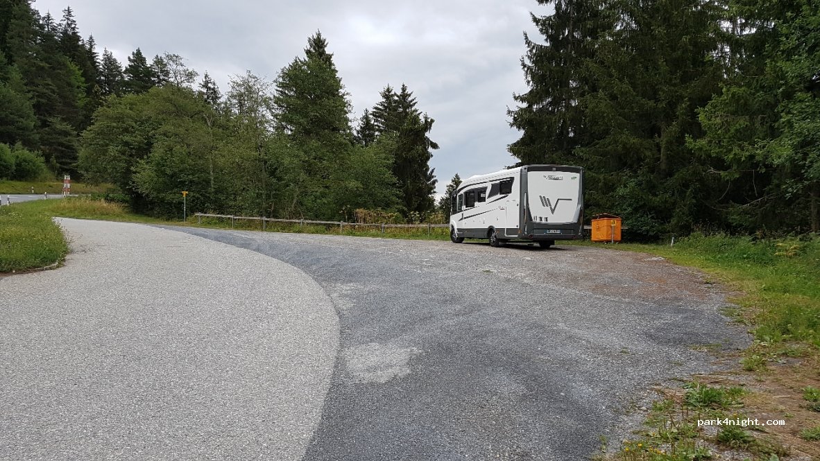 (7151) Schluein - Stradun Cantonal — foto