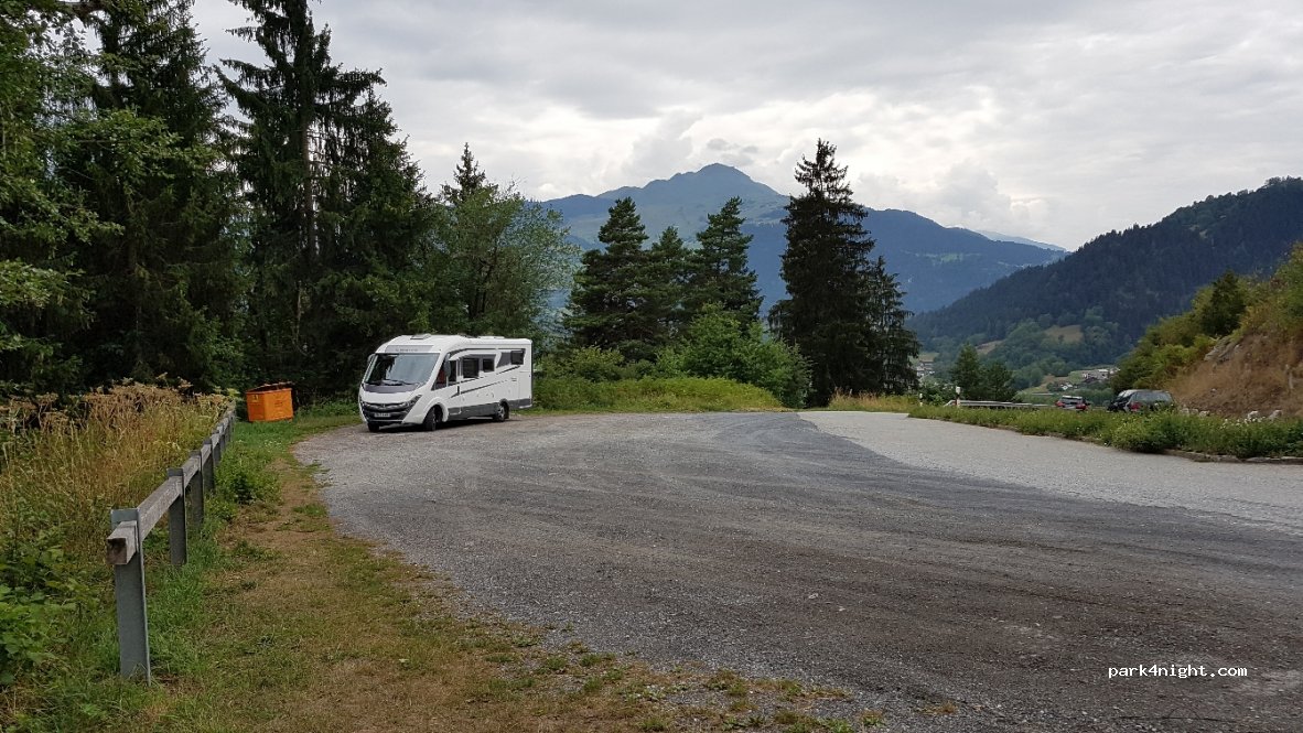 (7151) Schluein - Stradun Cantonal — foto 3