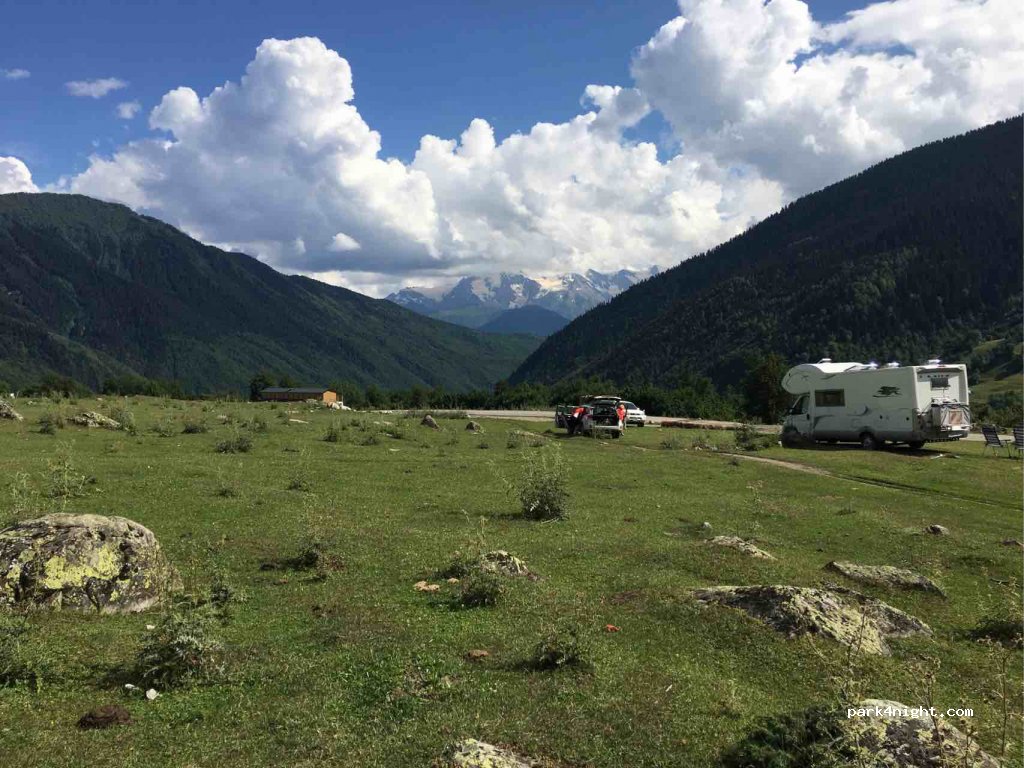 ()  - Becho-Turbaza (tourbase)-Shikhra — foto