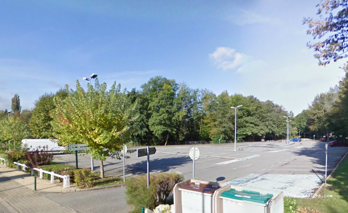 (73190) Challes-les-Eaux - 213-255 Avenue du Parc — foto