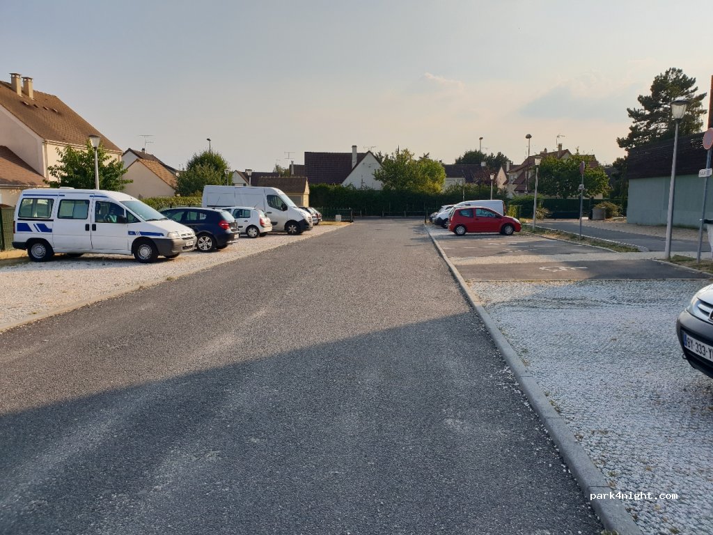 (94520) Périgny - 11 Allée des Fleurs — foto 3