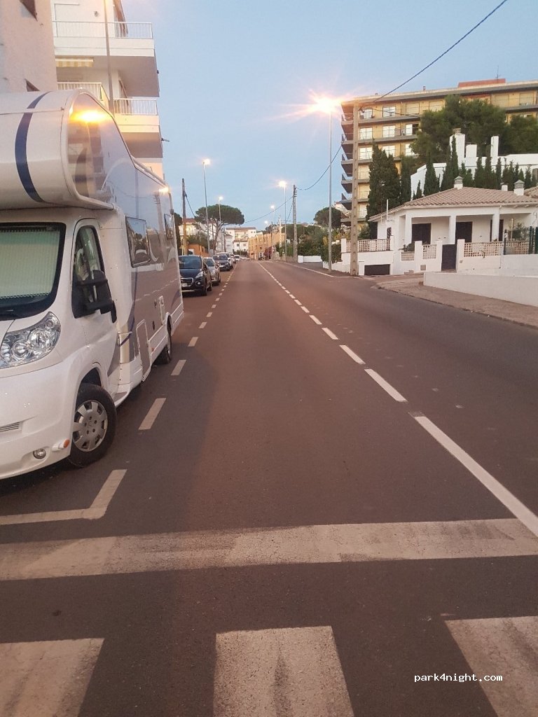 (17130) L'Escala - 69 Avinguda Riells — foto