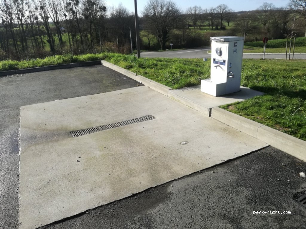 (35370) Étrelles - Zone d'activités Piquet Ouest — foto
