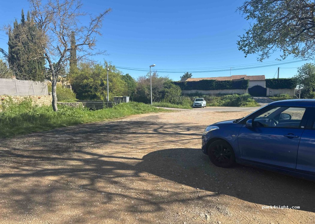 (83470) Saint-Maximin-la-Sainte-Baume - 582 Route de Marseille — foto 4