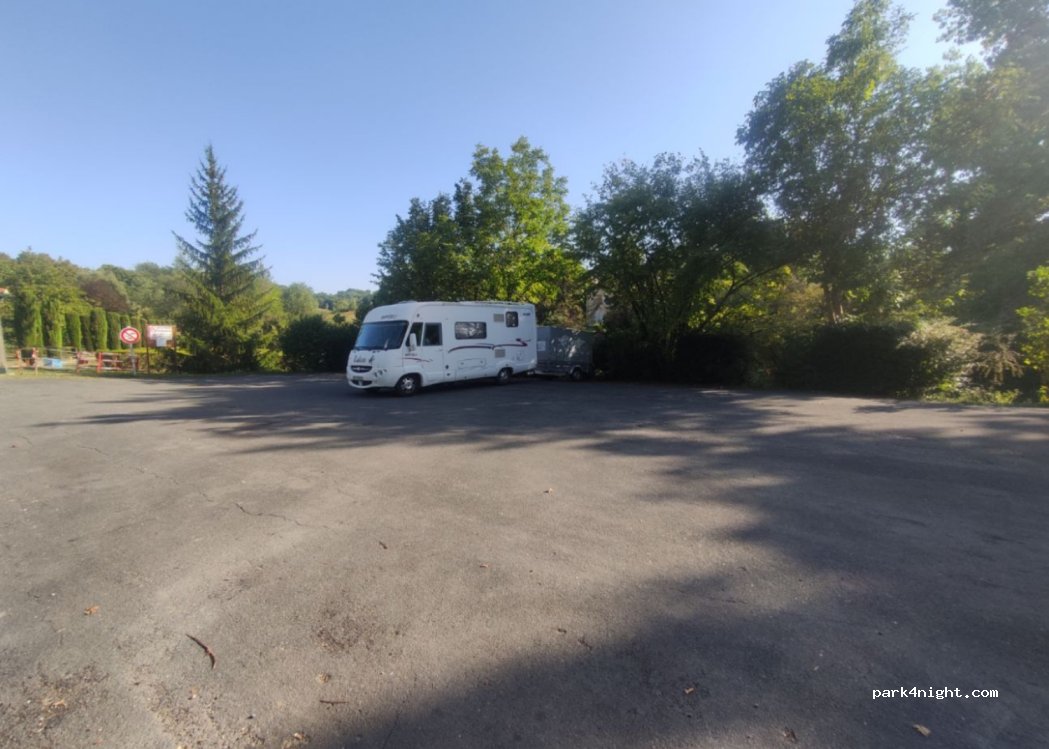 (47170) Mezin - 12 Route nationale — foto