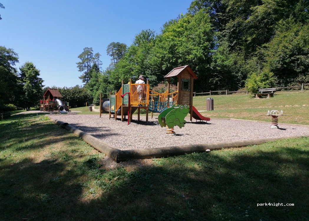 (70300) Luxeuil-les-Bains - 28 Rue Lamartine — foto 3