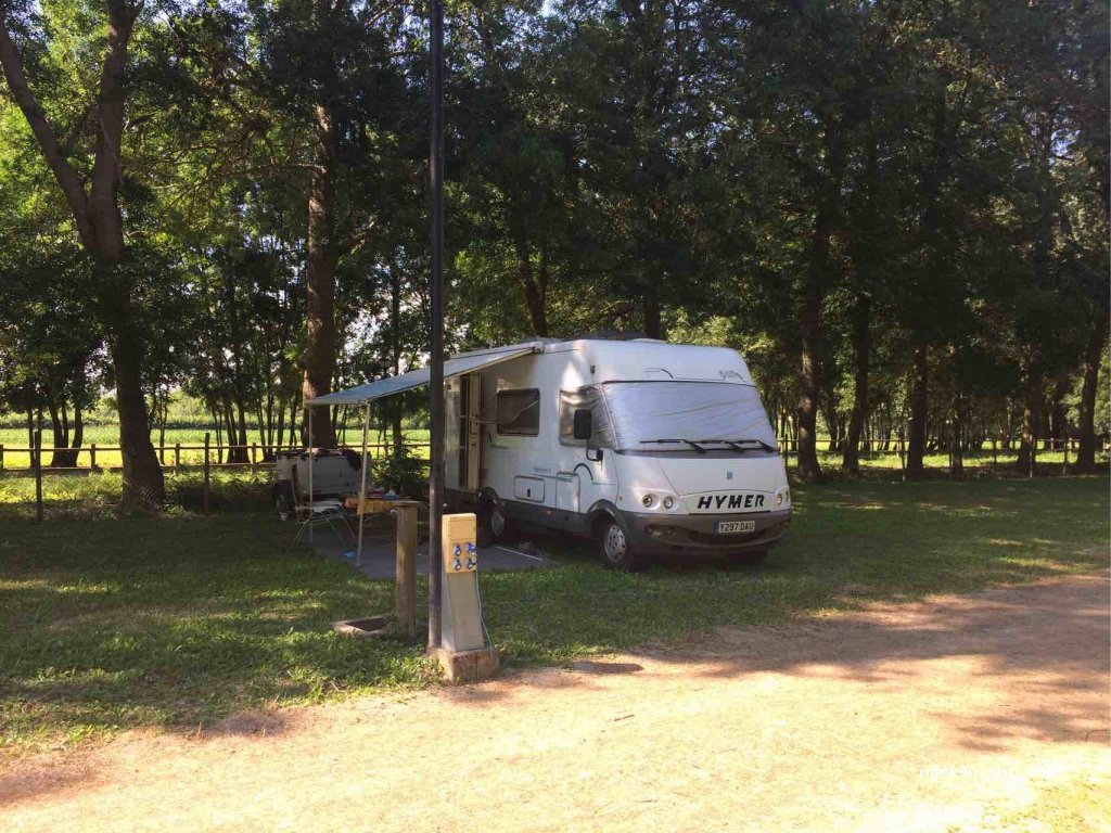 Camping La Fontaine du Pre St Jean — foto