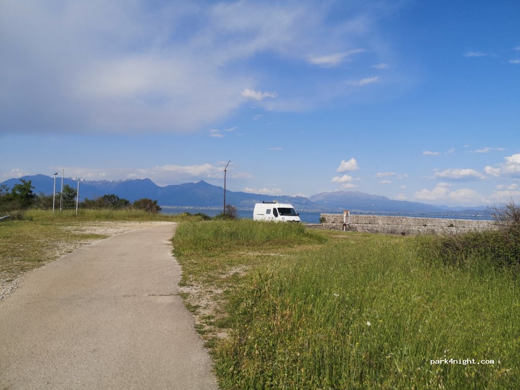 ()  - Unnamed Road — foto 2