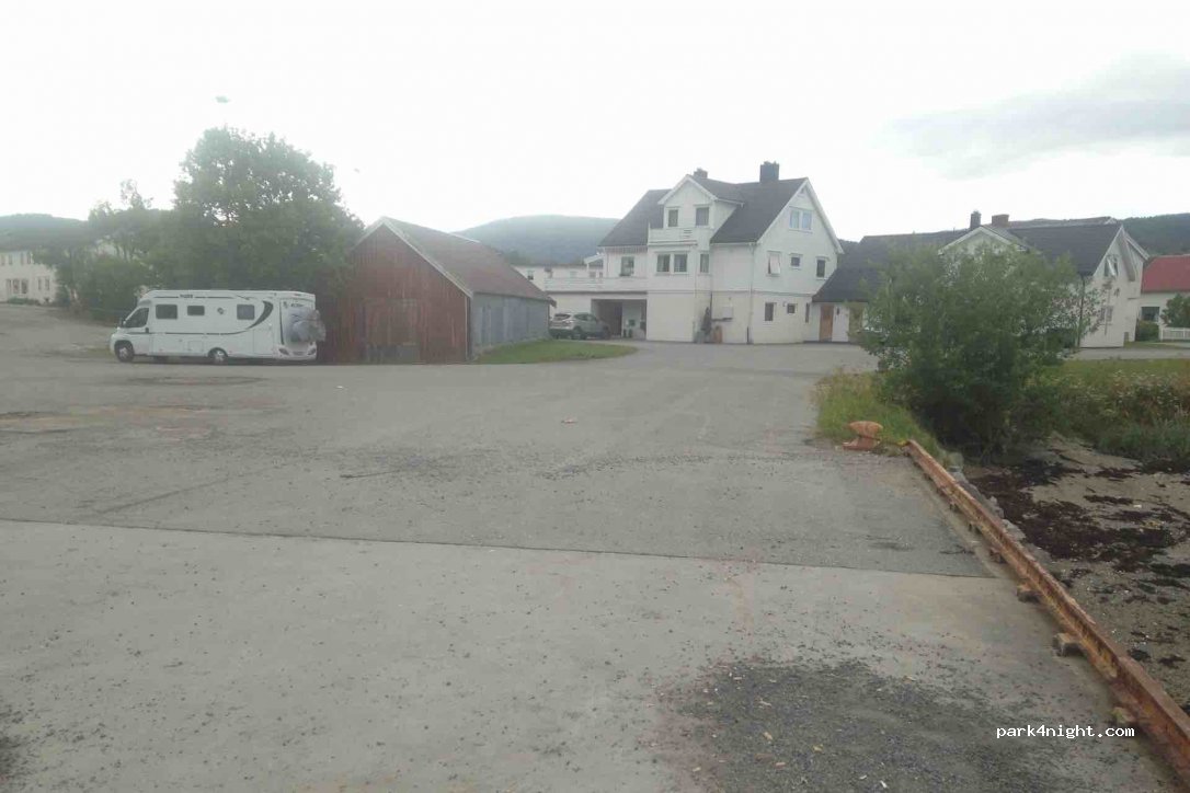 (7200) Kyrksæterøra - 2 Stretet — foto 2