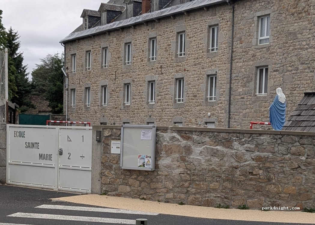 (48200) Saint-Chély-d'Apcher - 8 Boulevard Guérin d'Apcher — foto 5