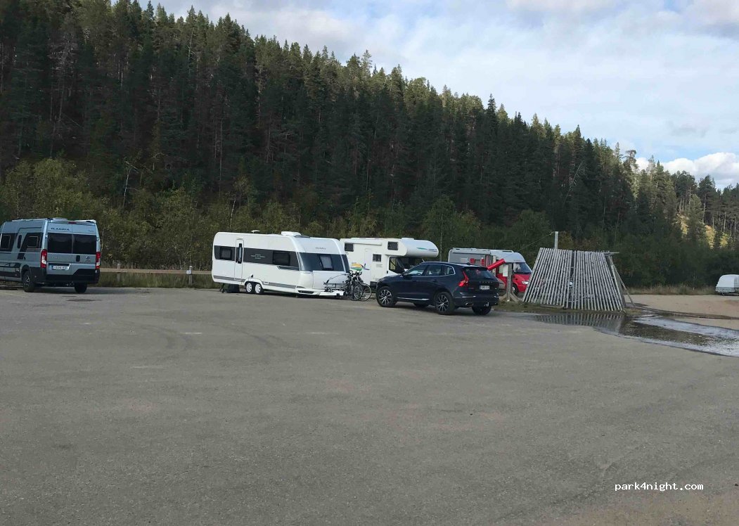 (99830) Inari - Kullanhuuhtojantie — foto 2