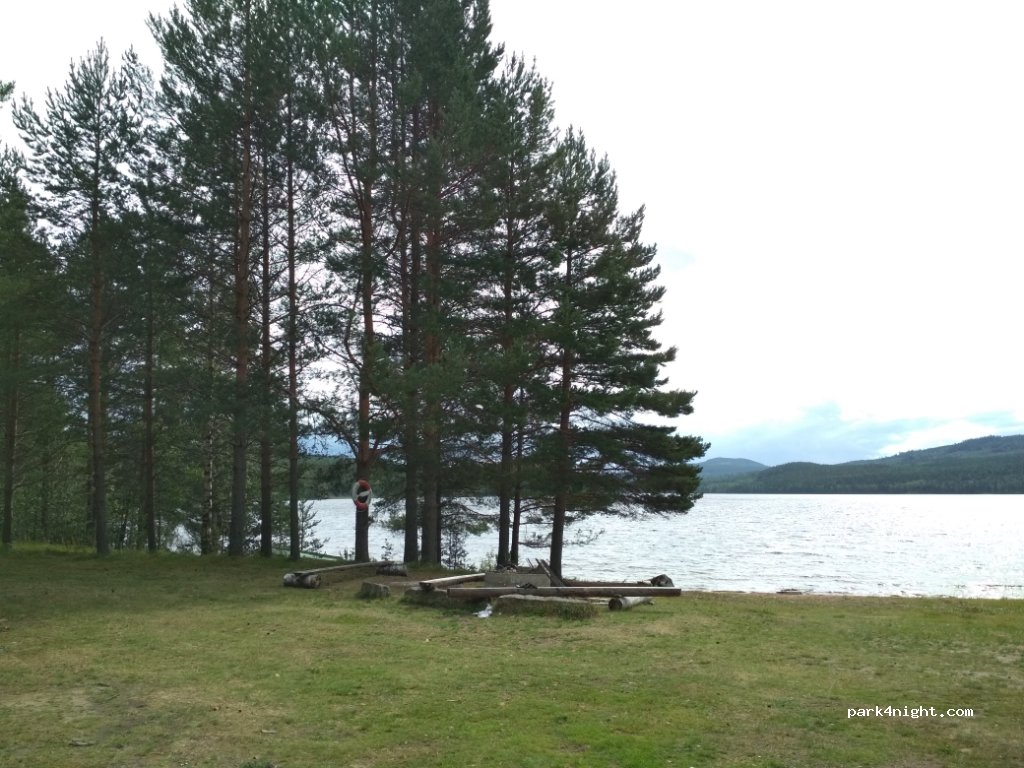 (792 92) Finnbodarna - Moravägen — foto 3