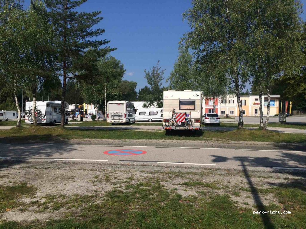 (9583) Villach - 53 Seeufer-Landesstraße — foto