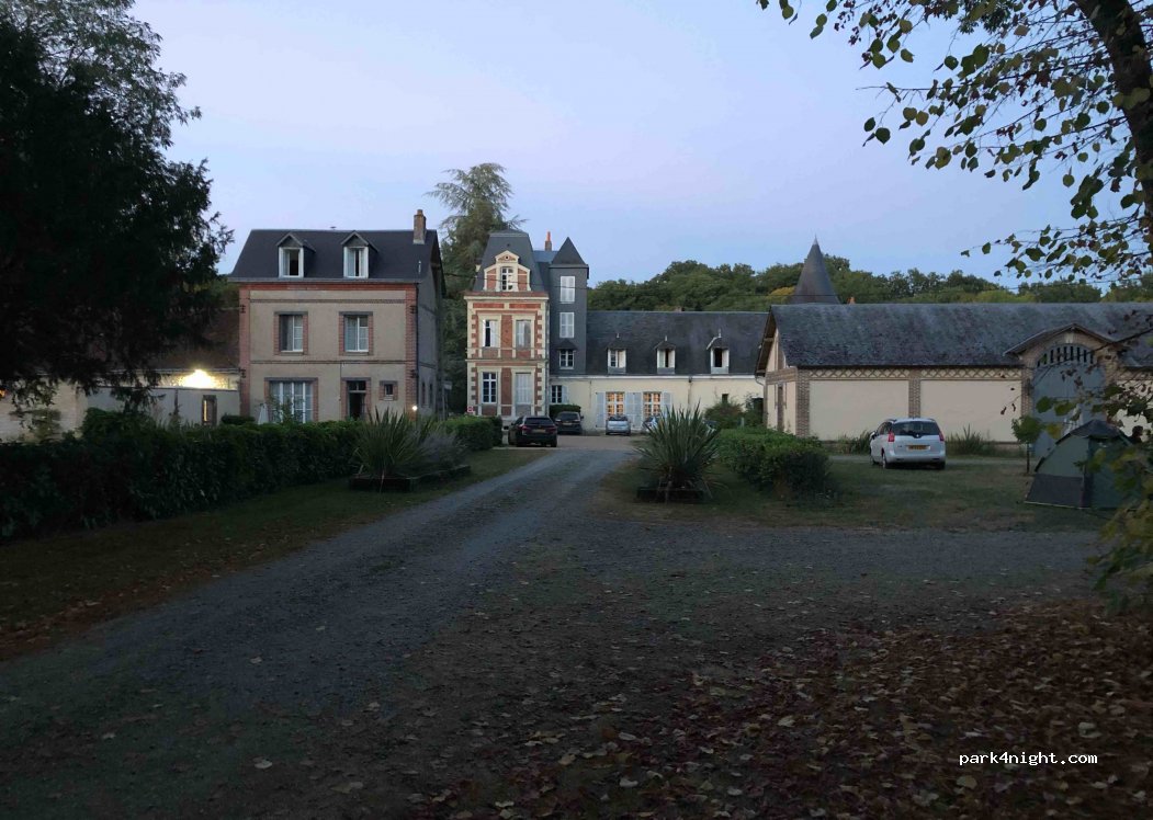 Camping L'Orangerie de Beauregard — foto 2