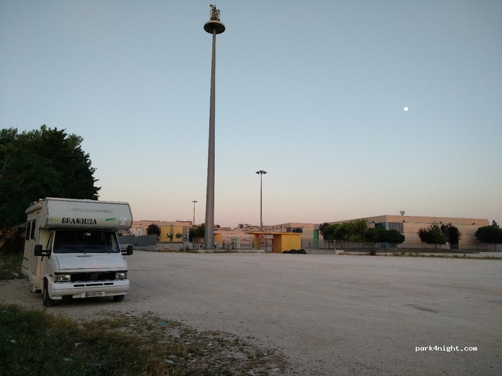 (70024) Gravina in Puglia - 9 Via Fazzatoia — foto