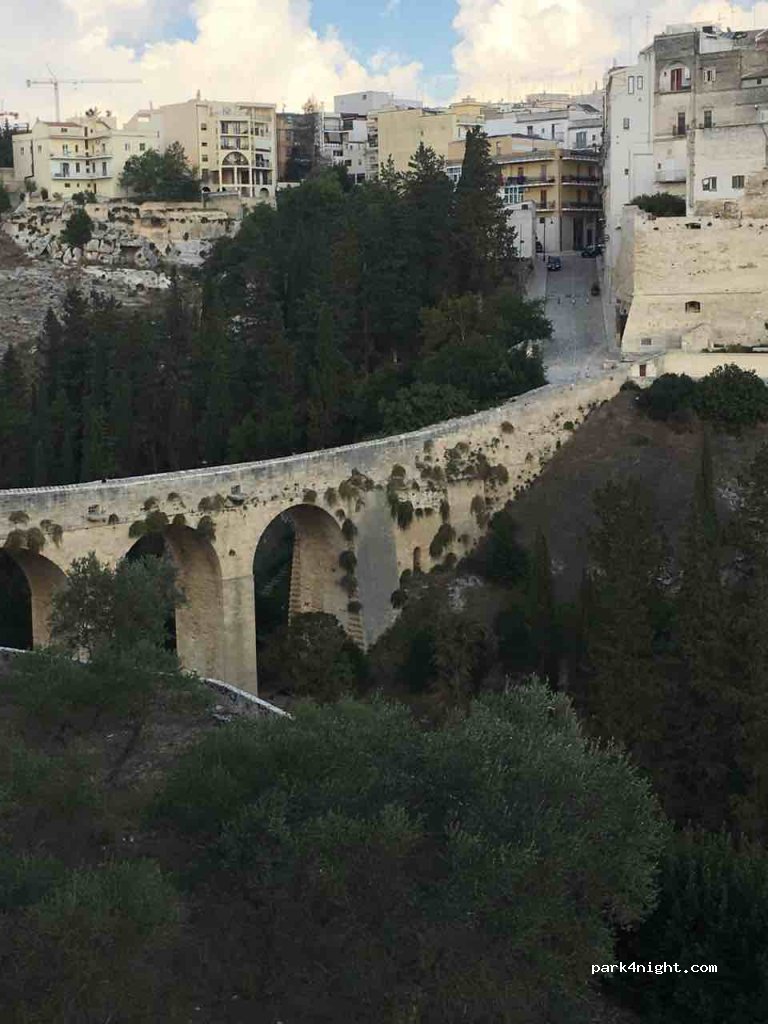 (70024) Gravina in Puglia - 9 Via Fazzatoia — foto 2
