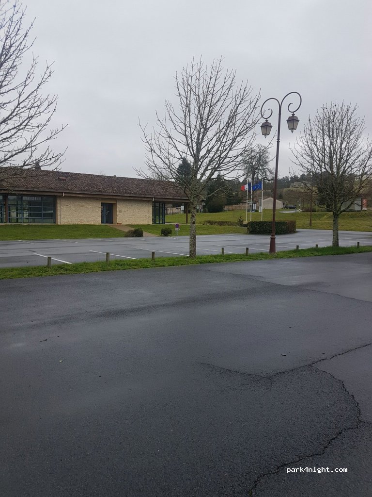 (24330) Saint-Crépin-d'Auberoche - D6089 — foto 2