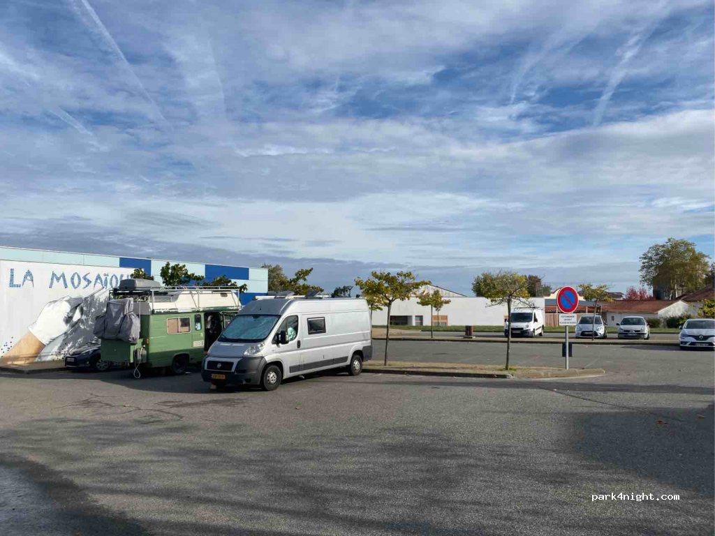 (40390) Saint-André-de-Seignanx - 217 Route du Bourg — foto 2
