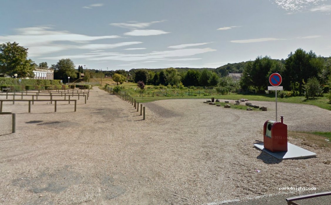 (76320) Saint-Pierre-lès-Elbeuf - Sentier du Château — foto